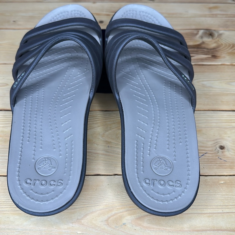 CROCS Dark Gray Strappy Sandals Sz 7W - Picture 7 of 7